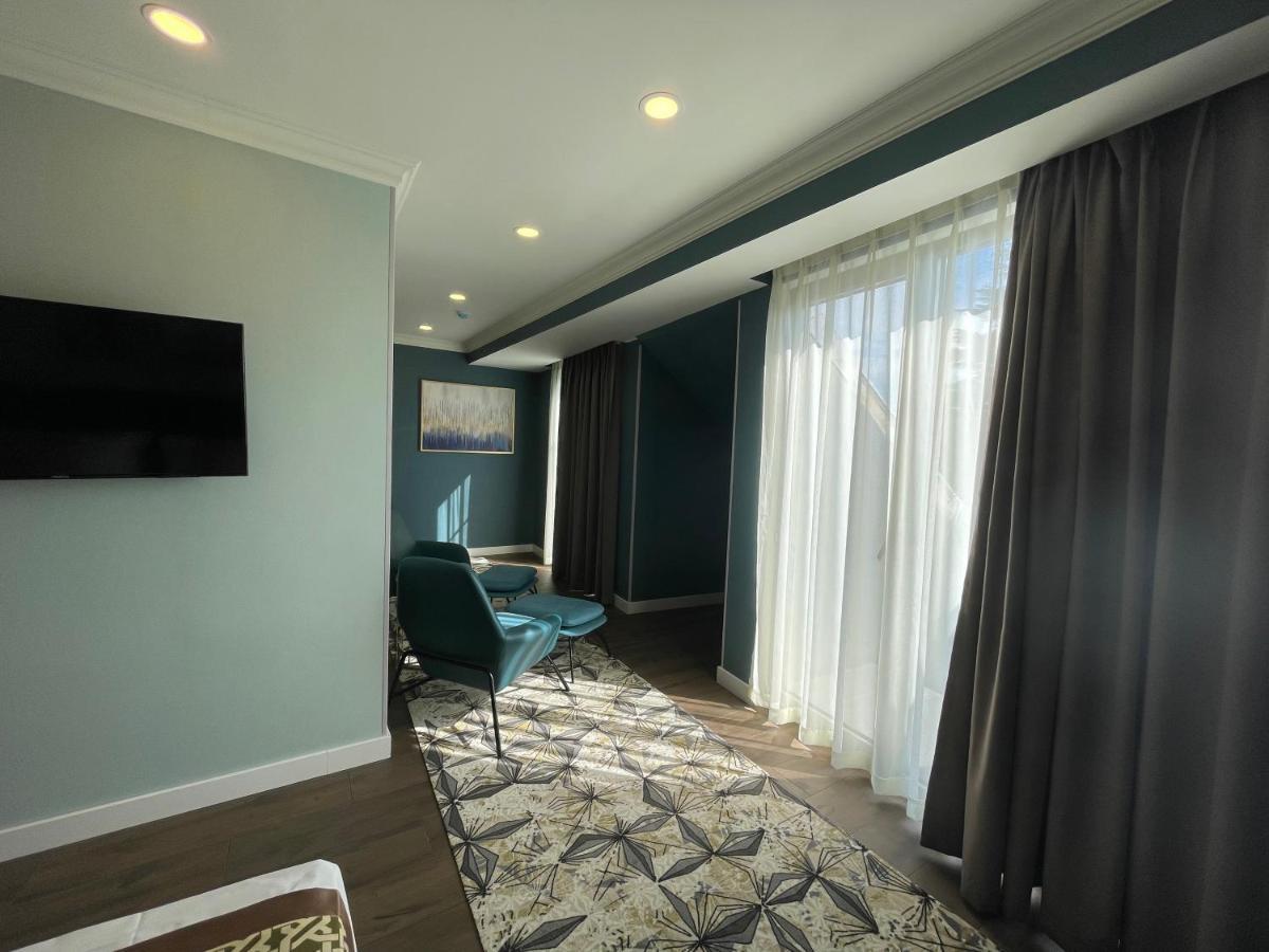 Grand Opera Hotel Kutaiszi Kültér fotó
